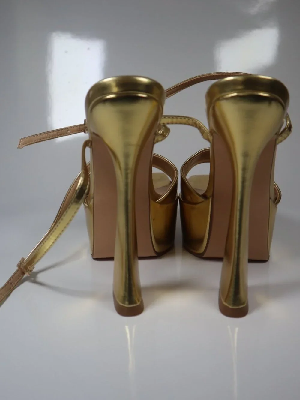 Fashion Nova A Special Thing Heeled Sandals Size 6.5 Gold Chunky Platform Heels